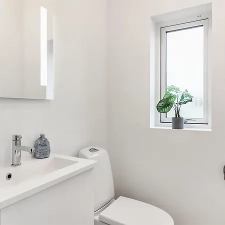 펜션 Edgar - 1-5km From The Sea By Interhome 루켄